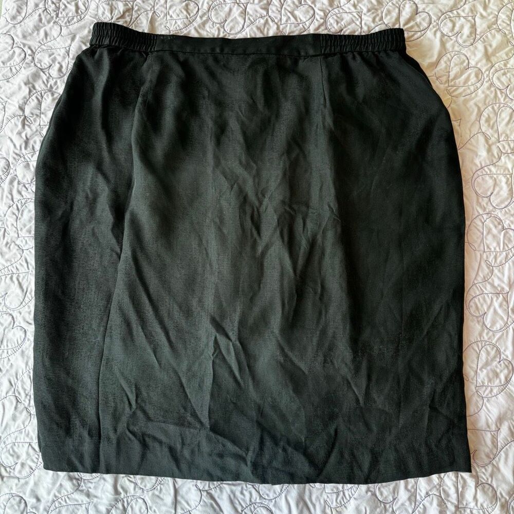 Vintage Black 100% Silk Mini/Above-Knee Skirt | Size 24 | Elastic Waist | Back Z